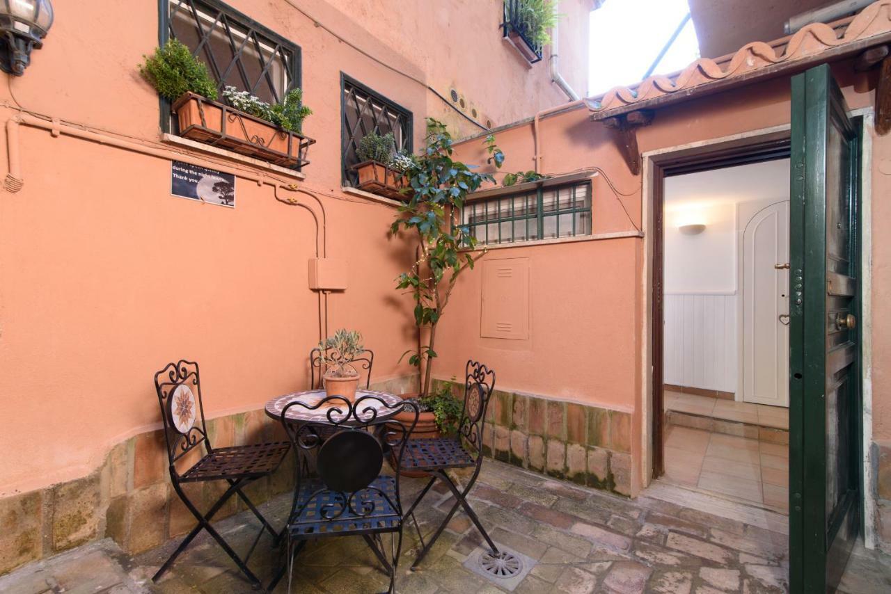 Lovely With Garden In Vatican Museums Trastevere Lejlighed Rom Eksteriør billede